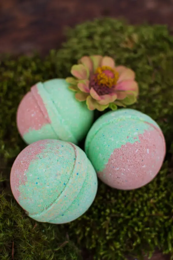 Apple Caramel Bath Bomb